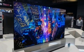 Matilah TV Layar Datar? Demam Kacamata 'Holographic Display' Agustus 2026 Ini Bikin Ruang Tamu Tanpa Perabot Layar